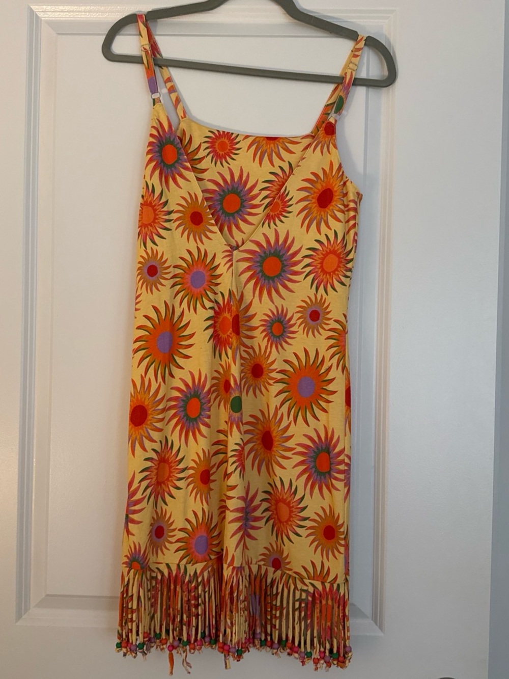 Farm Rio dress - Picture 2 of 3
